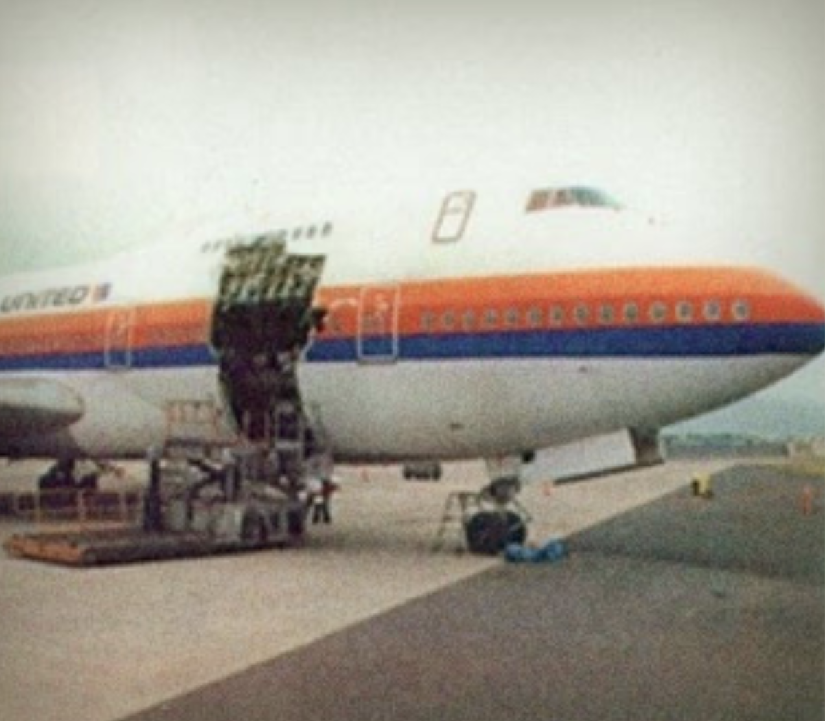 United Airlines Flight 811